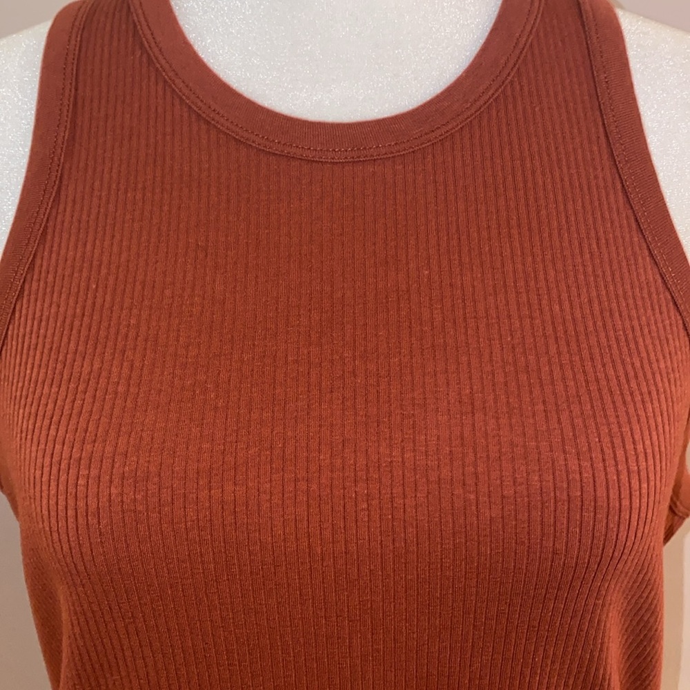 A New Day Ribbed Rust Tank - Picture 2 of 10